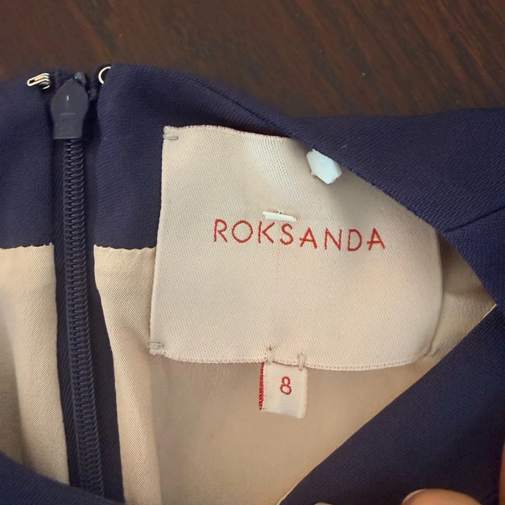 Roksansa Elegant Navy Blue Dress with Bow Sleeve Details - Picture 6 of 6